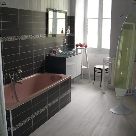 Holiday home Maison Confortable Wi-fi Animaux Oui